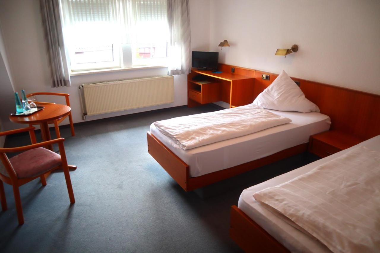 Pension Zur Harburg Hotell Uslar Eksteriør bilde