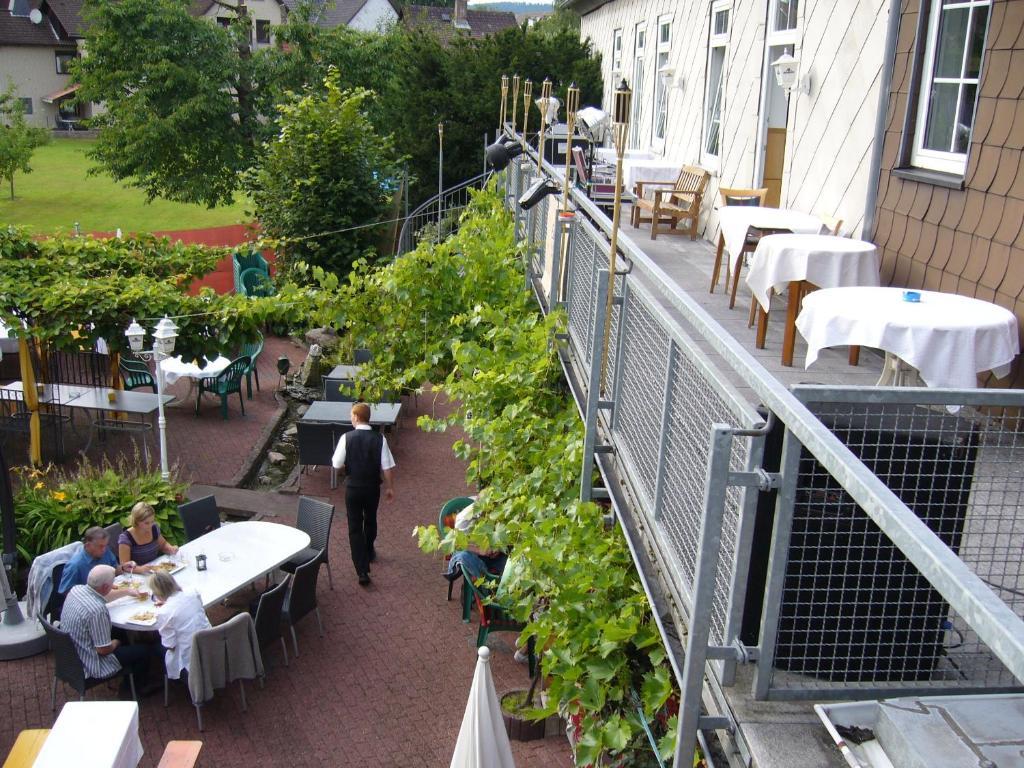 Pension Zur Harburg Hotell Uslar Eksteriør bilde